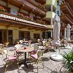 Pinzger Otel 3*