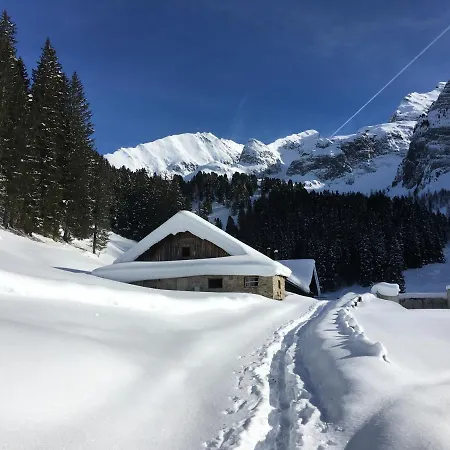 Pinzger Hotell Tux