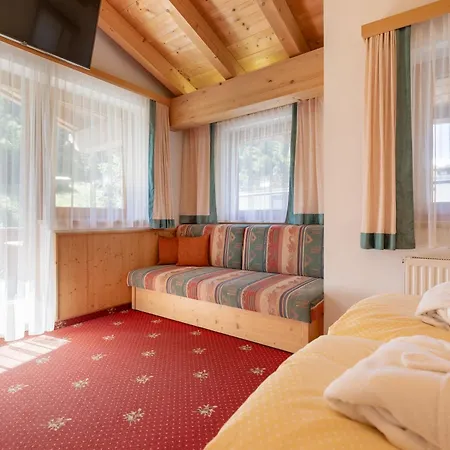 Hotel Pinzger 3*