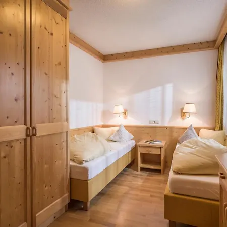 Pinzger Hotel