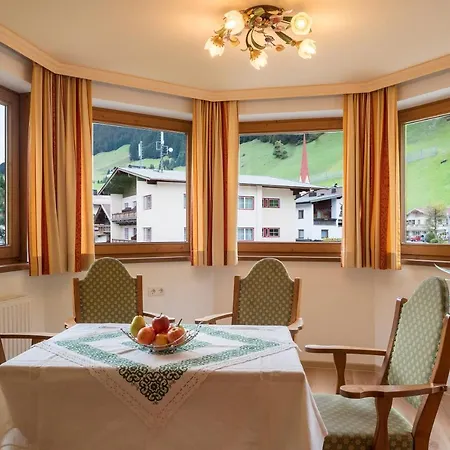 Pinzger Hotel